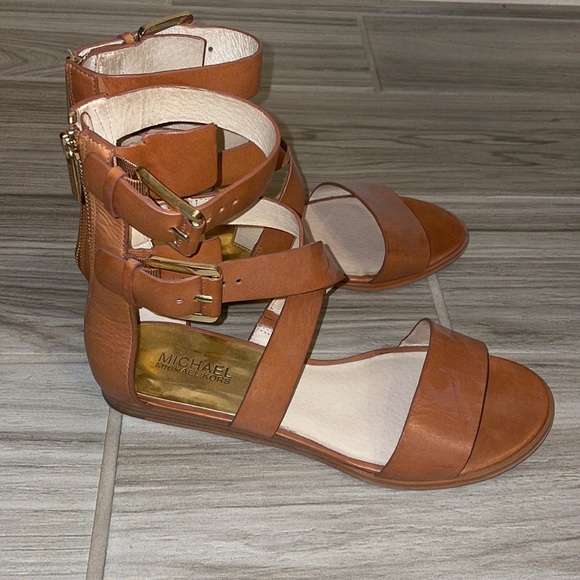 COPY - Michael Kors sandals - Picture 1 of 5